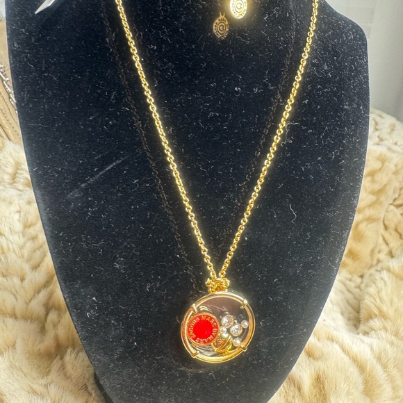 Marc Jacob’s Gold and Red Floating charm Necklace. NWT, w MJ dust bag. - Picture 3 of 9